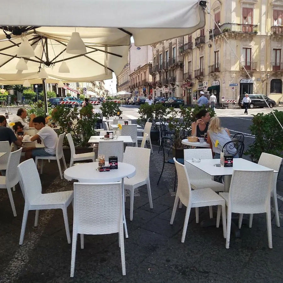 La Corte Di Aci Acireale