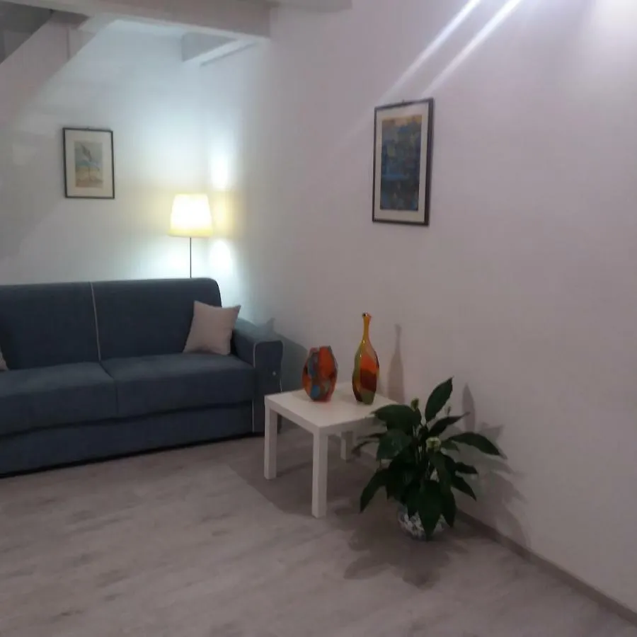 La Corte Di Aci Acireale 0*,  Italien