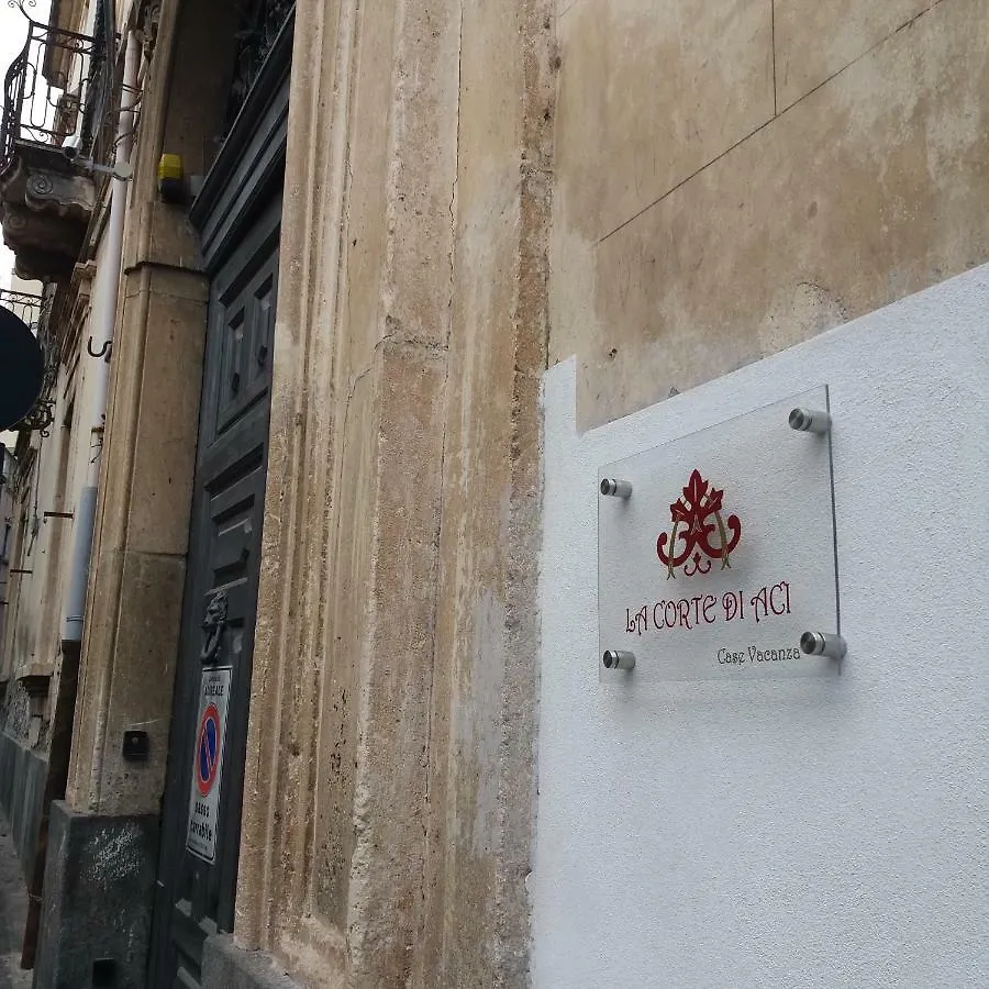 La Corte Di Aci Acireale 0*,  Italie